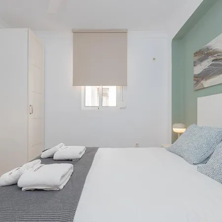 Apartamento C27 Great 3 Bedroom Close To Center Málaga
