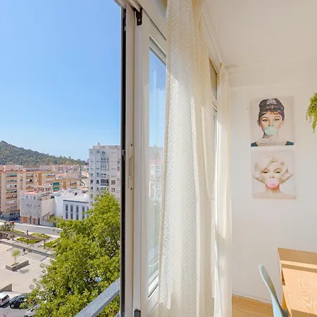 C27 Great 3 Bedroom Close To Center
